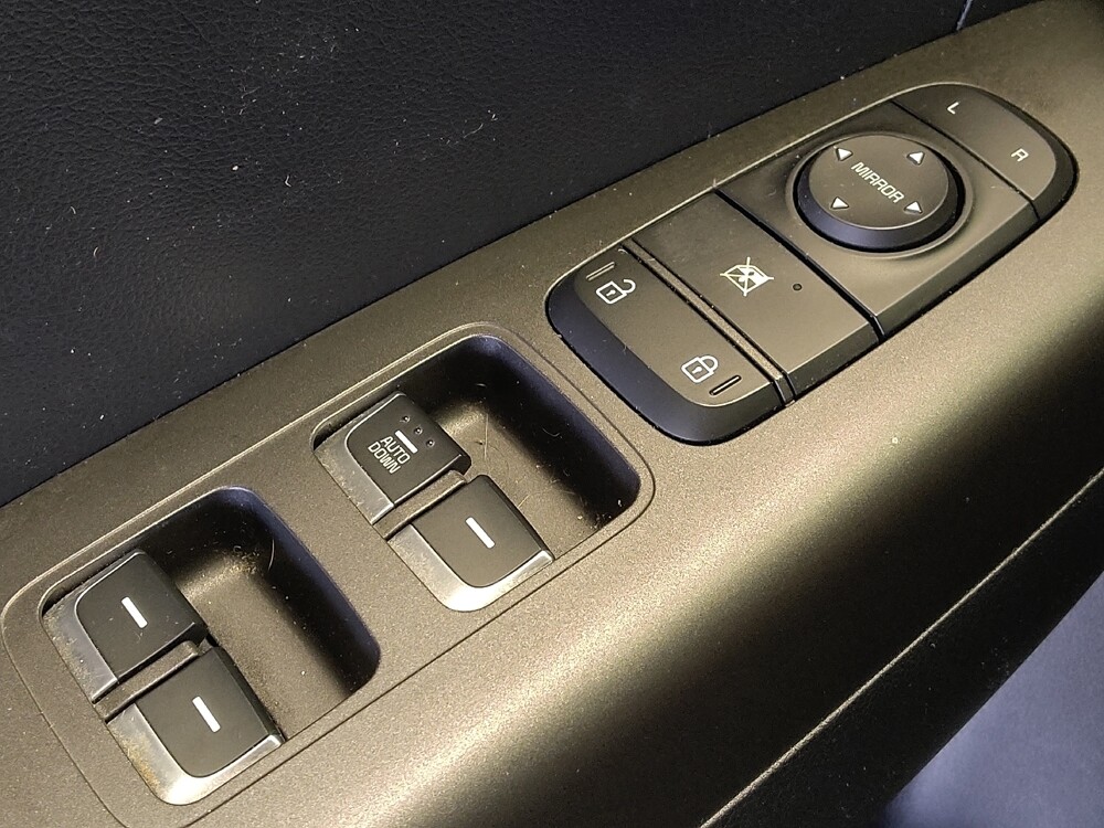 2021 Kia Sportage in Houston, TX 77060 - 18096640 27