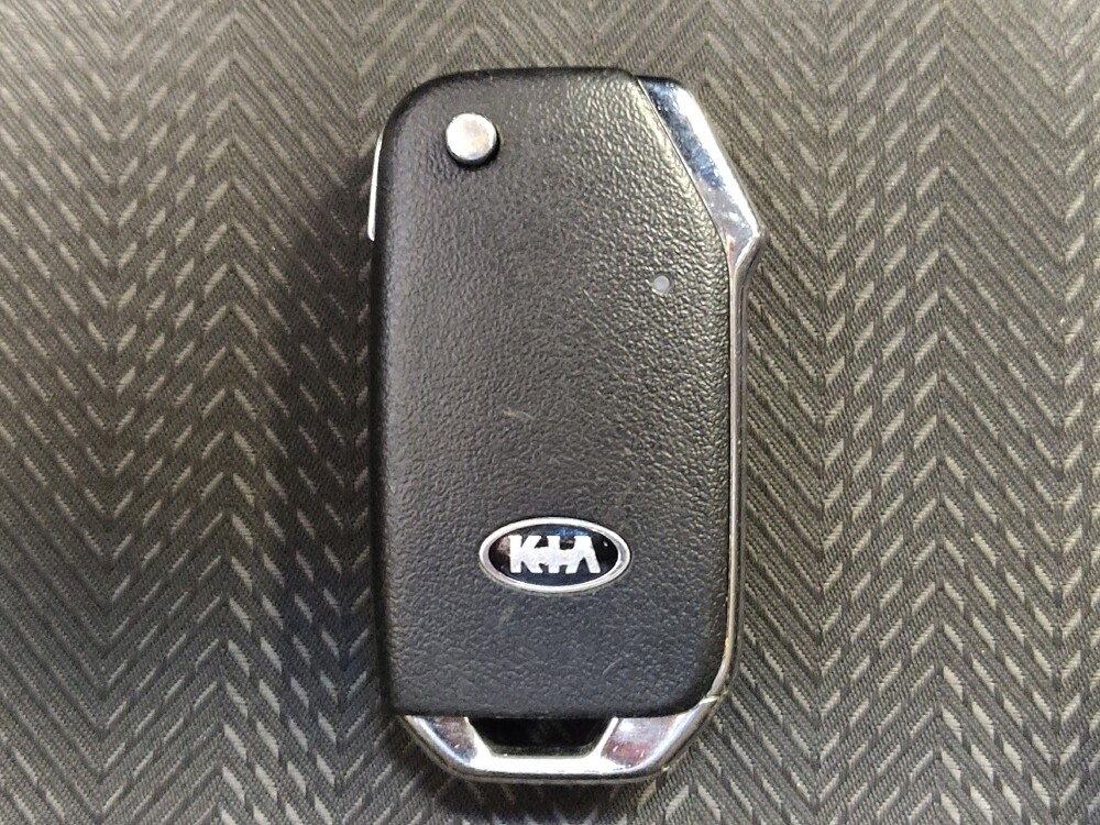 2021 Kia Sportage in Houston, TX 77060 - 18096640 32