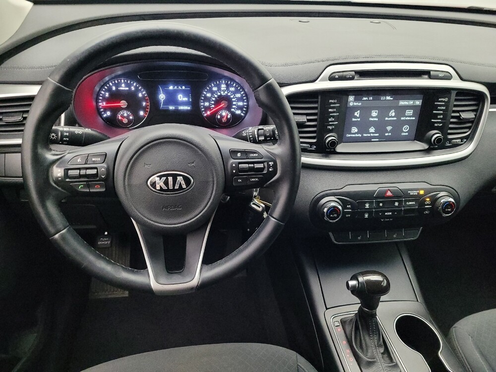 2017 Kia Sorento in Macon, GA 31210 - 18096643 22