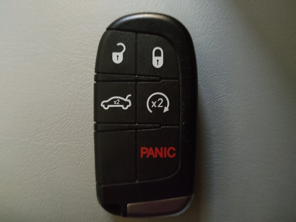 2019 Jeep Cherokee in Winston-Salem, NC 27103 - 18096648 32