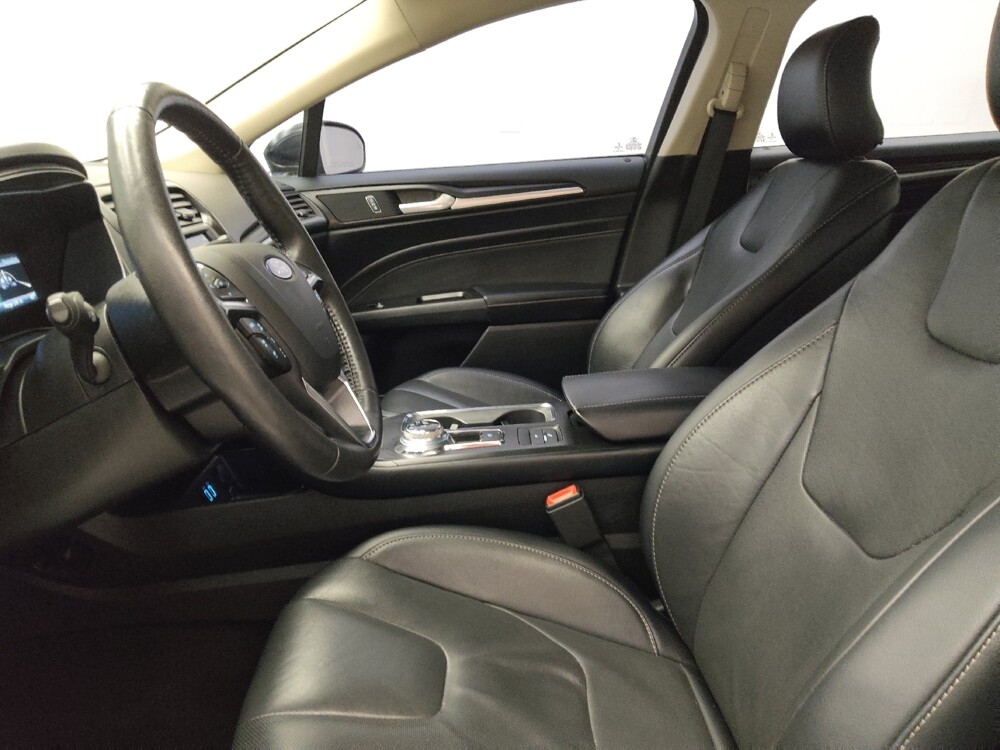 2019 Ford Fusion in Lombard, IL 60148 - 18096649 17