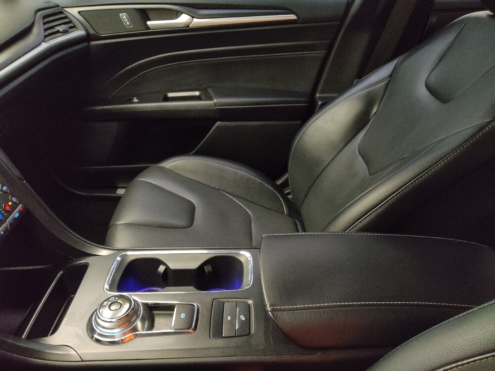 2019 Ford Fusion in Lombard, IL 60148 - 18096649 26