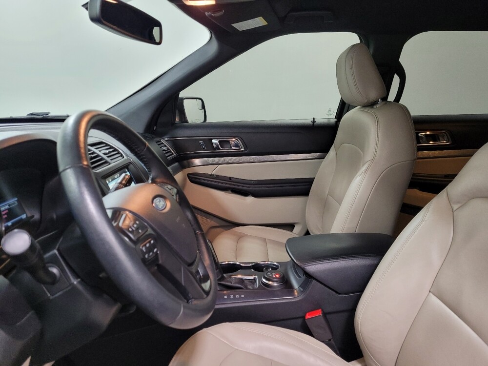 2018 Ford Explorer in Langhorne, PA 19047 - 18096658 17