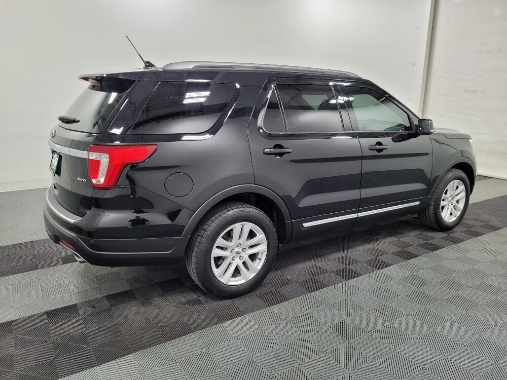 2018 Ford Explorer in Langhorne, PA 19047 - 18096658 10