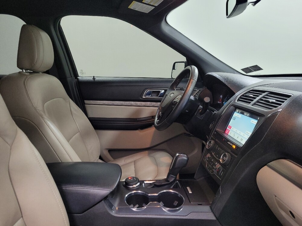 2018 Ford Explorer in Langhorne, PA 19047 - 18096658 21