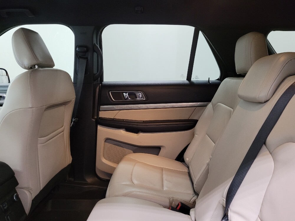 2018 Ford Explorer in Langhorne, PA 19047 - 18096658 18