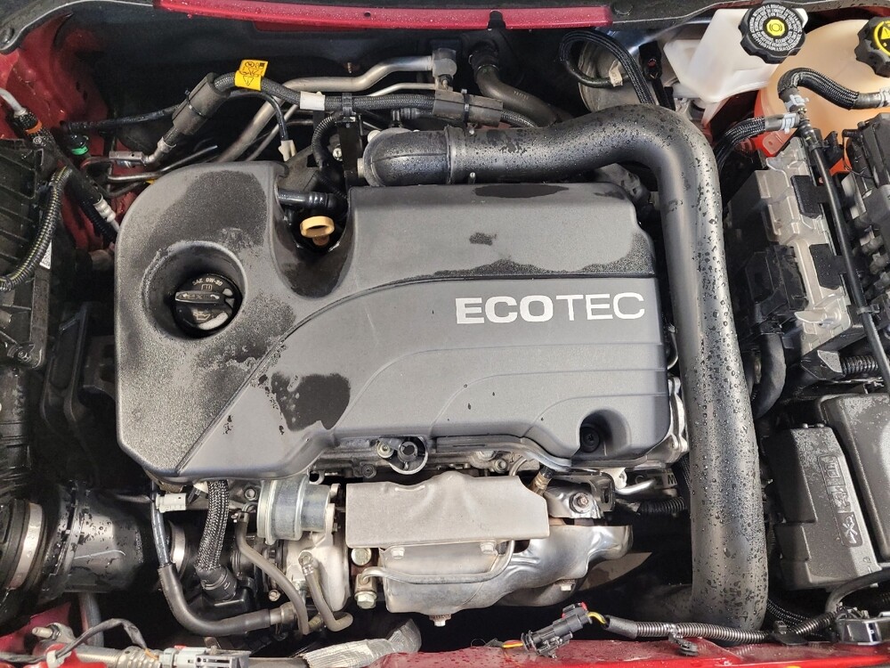 2020 Chevrolet Equinox in Fayetteville, NC 28304 - 18096661 30