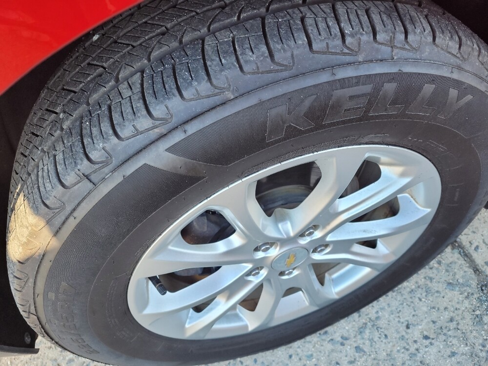 2020 Chevrolet Equinox in Fayetteville, NC 28304 - 18096661 31