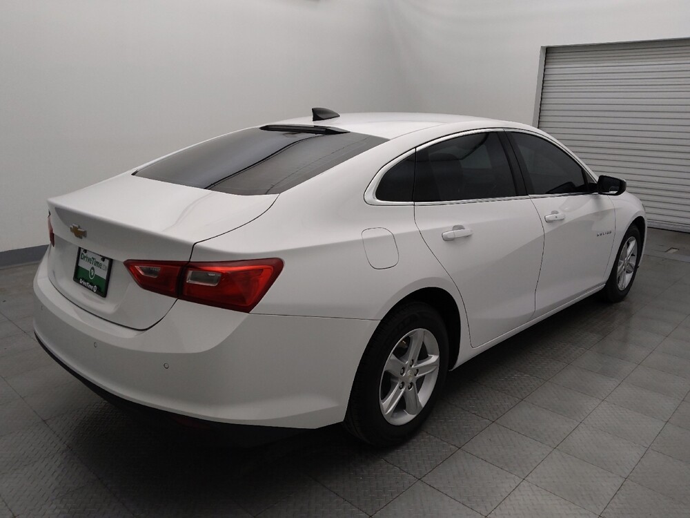 2020 Chevrolet Malibu in Houston, TX 77060 - 18096663 9