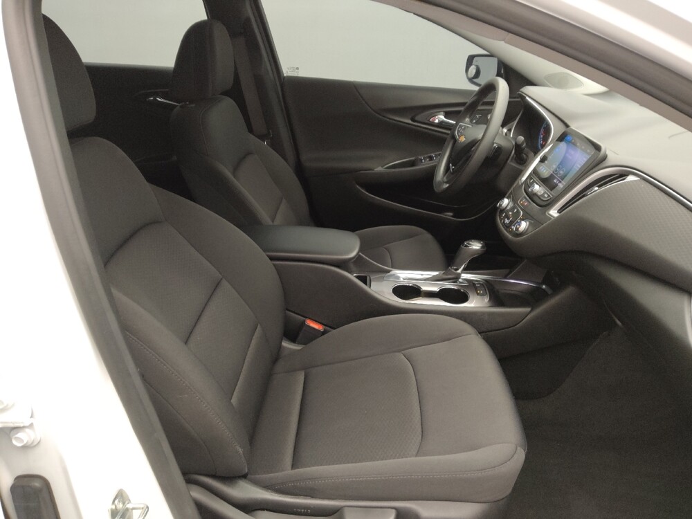 2020 Chevrolet Malibu in Houston, TX 77060 - 18096663 21