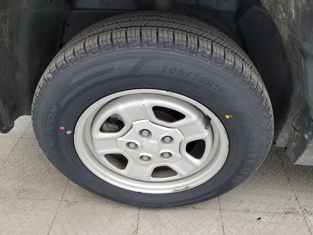 2016 Jeep Patriot in Raleigh, NC 27604 - 18096668 31