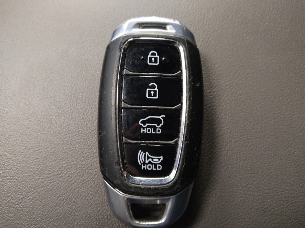 2019 Hyundai Santa Fe in Houston, TX 77060 - 18096670 32