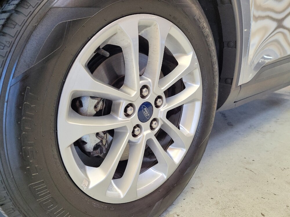 2021 Ford Escape in Riverside, CA 92504 - 18096671 31