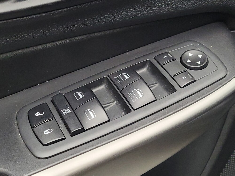 2021 Jeep Cherokee in Gainesville, FL 32609 - 18096675 27