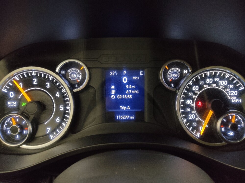 2021 RAM 1500 in Peoria, IL 61615 - 18096683 23