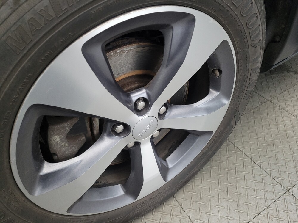 2021 Jeep Cherokee in Woodbridge, VA 22191 - 18096684 31