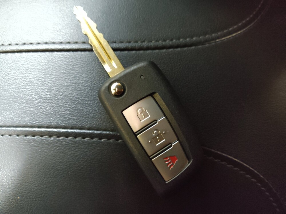 2019 Nissan Rogue in Greenville, SC 29607 - 18096689 32