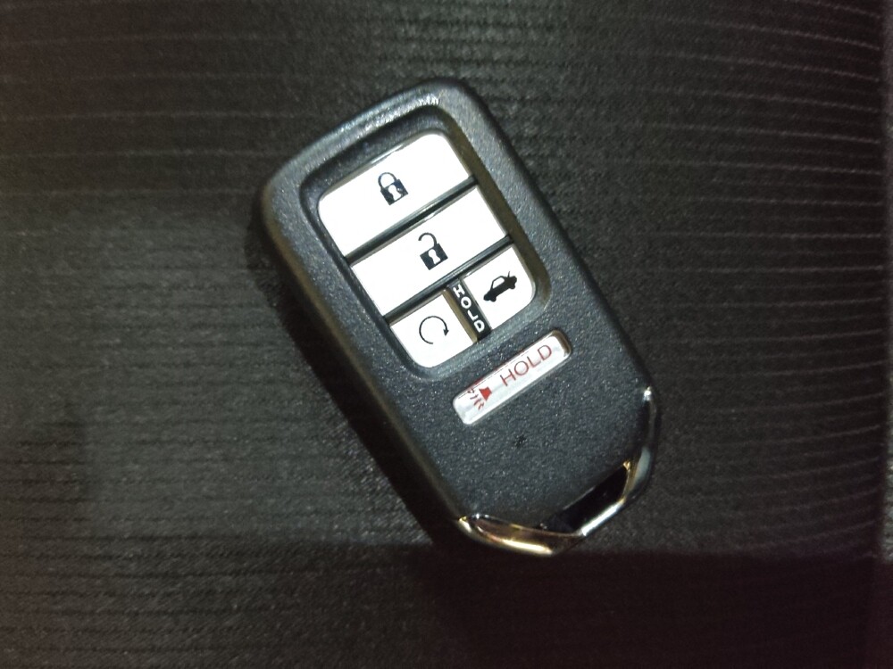 2020 Honda Accord in Greenville, SC 29607 - 18096690 32