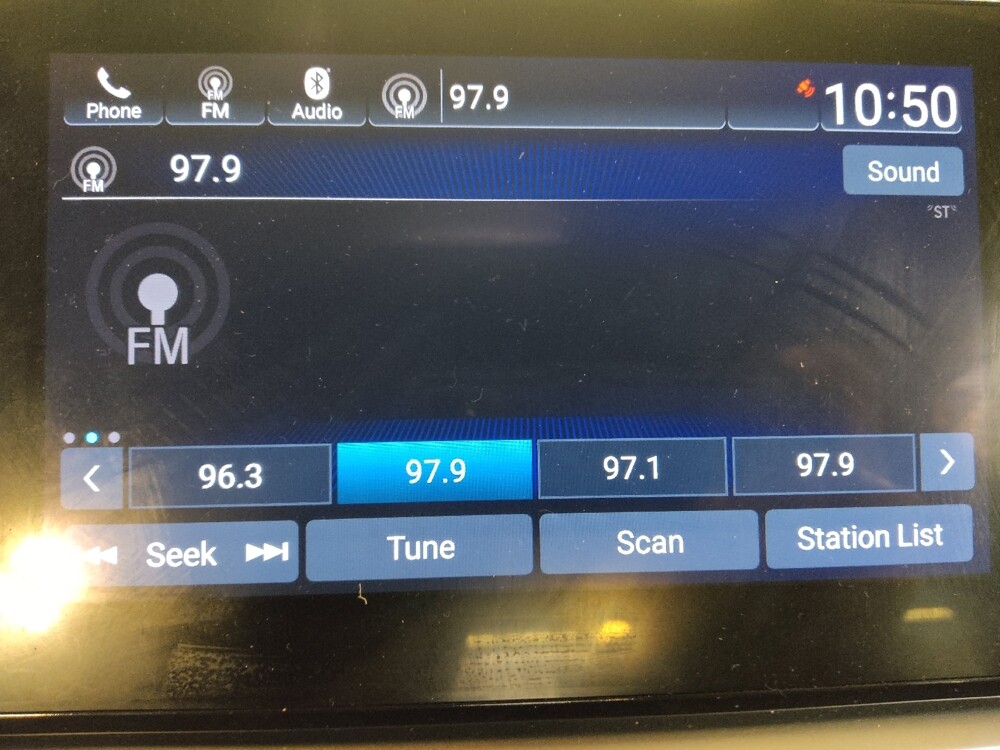 2020 Honda Accord in Greenville, SC 29607 - 18096690 25