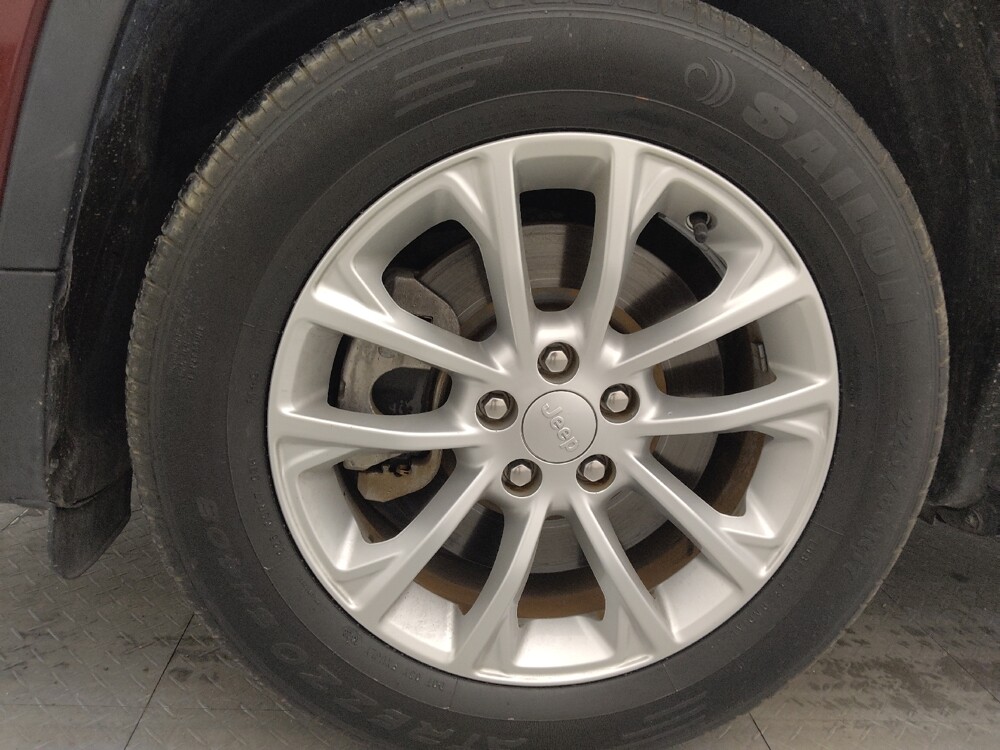 2019 Jeep Cherokee in Birmingham, AL 35215 - 18096693 31