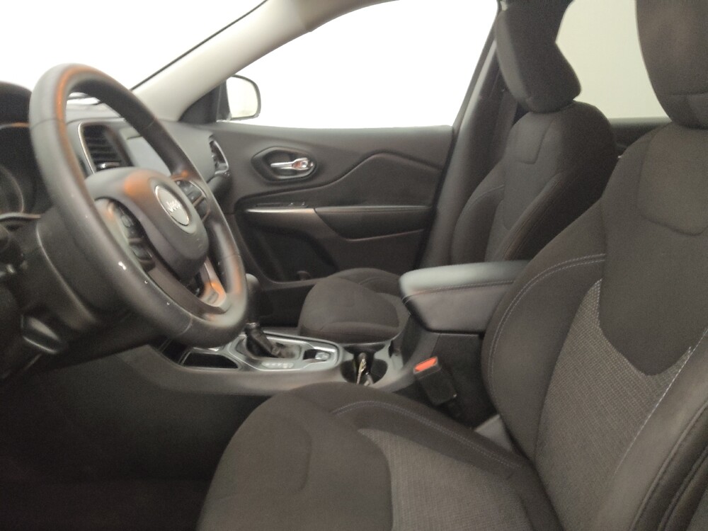 2019 Jeep Cherokee in Birmingham, AL 35215 - 18096693 17