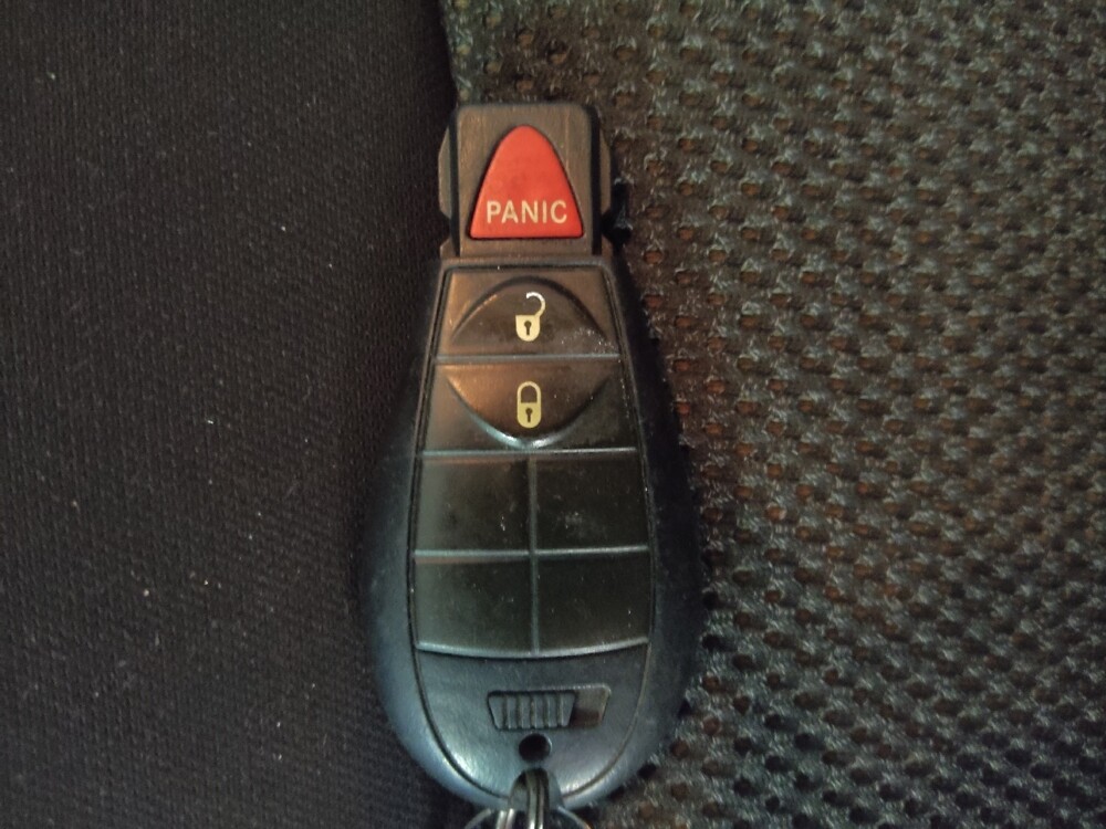 2019 Jeep Cherokee in Birmingham, AL 35215 - 18096693 32