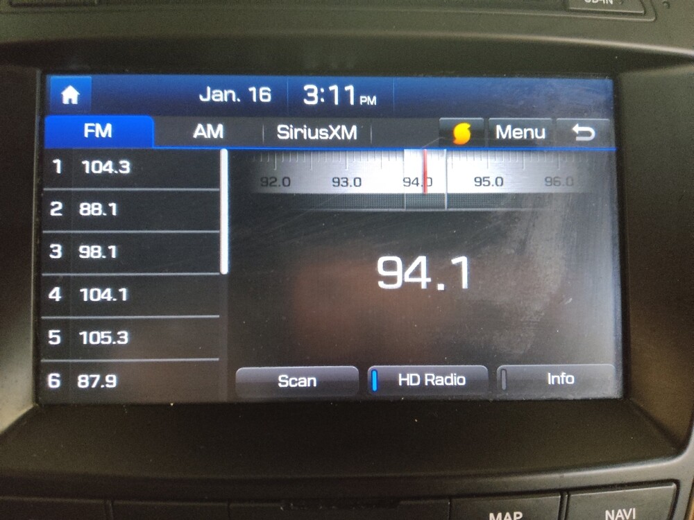 2018 Hyundai Santa Fe in Greenville, SC 29607 - 18096703 25