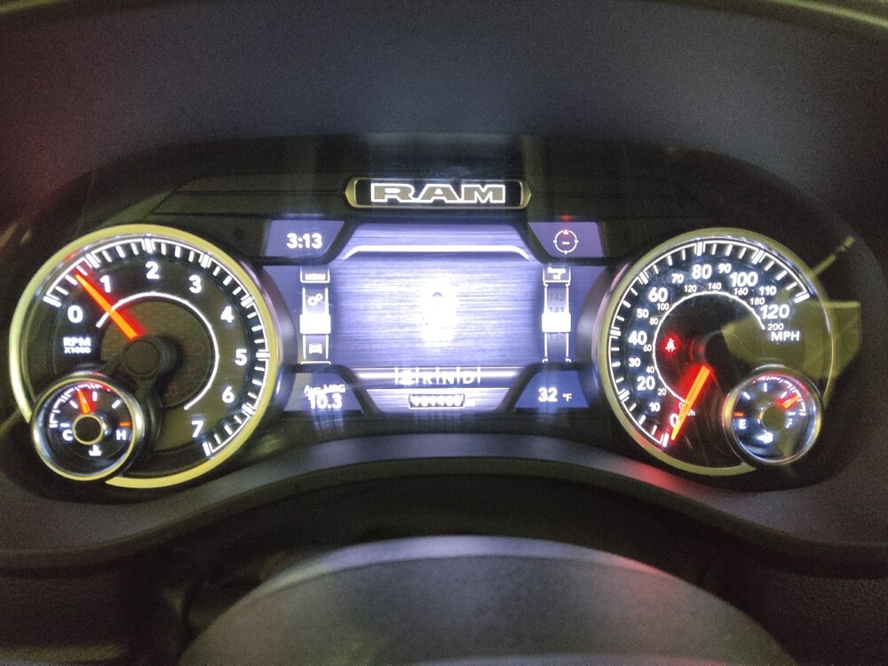 2022 RAM 1500 in Greenville, SC 29607 - 18096704 23