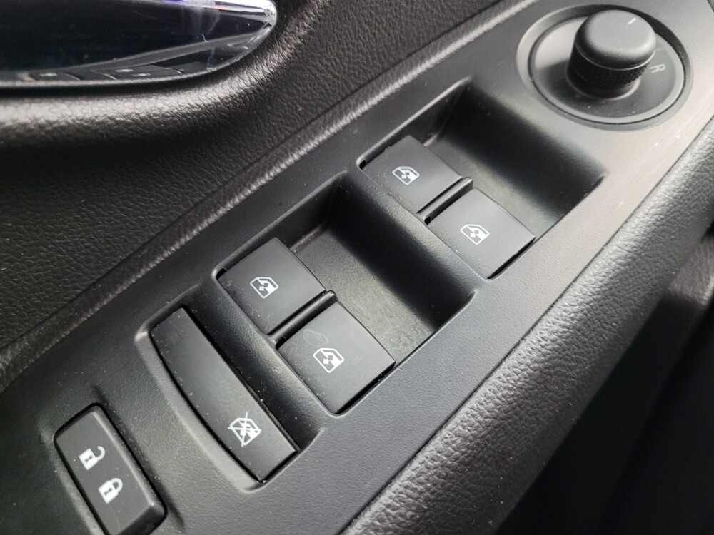 2020 Chevrolet Trax in Greenville, SC 29607 - 18096708 27