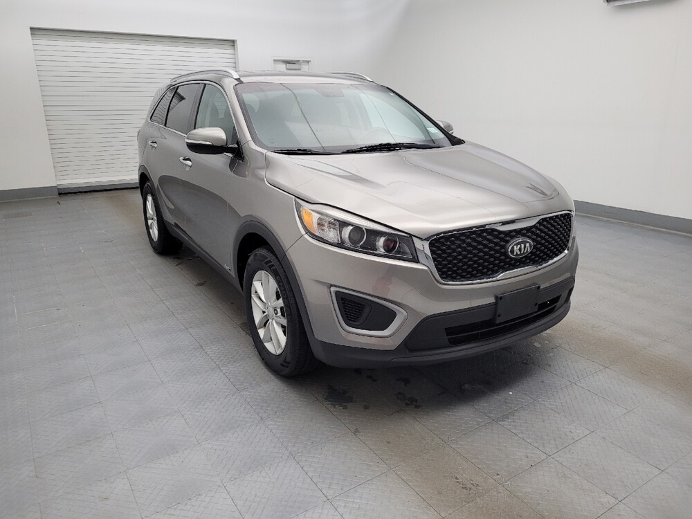 2017 Kia Sorento in Toledo, OH 43617 - 18096720 13