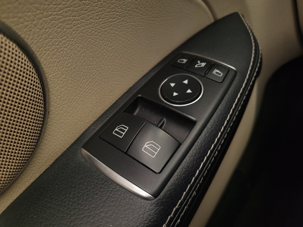 2019 Mercedes-Benz SLC 300 in Lexington, KY 40509 - 18096723 27