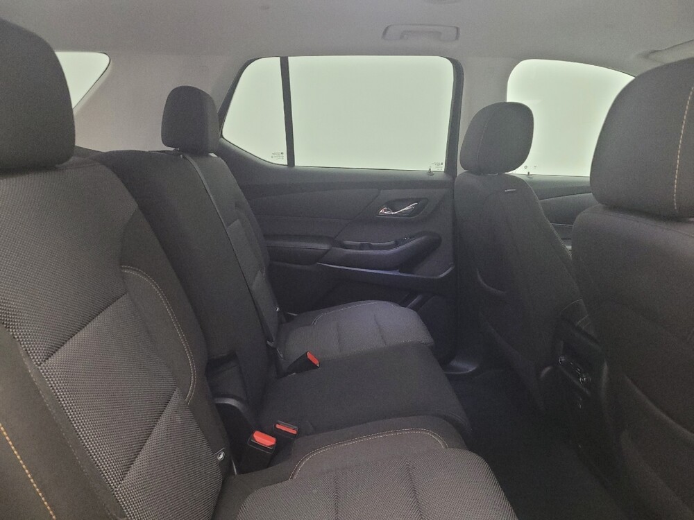 2021 Chevrolet Traverse in Toledo, OH 43617 - 18096733 19