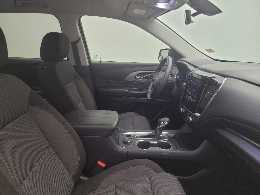 2021 Chevrolet Traverse in Toledo, OH 43617 - 18096733 21