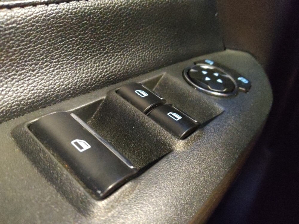 2019 Ford Mustang in Phoenix, AZ 85015 - 18096734 27