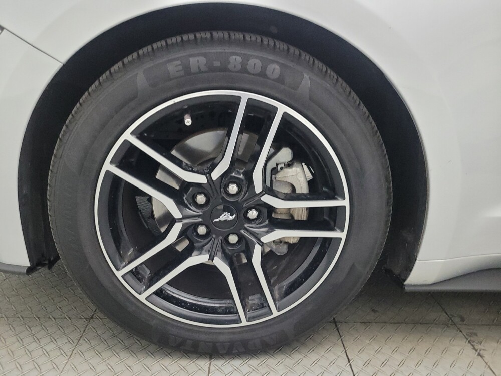 2019 Ford Mustang in Phoenix, AZ 85015 - 18096734 31