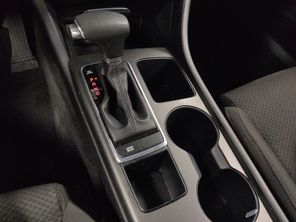 2018 Kia Optima in Marietta, GA 30062 - 18096743 26