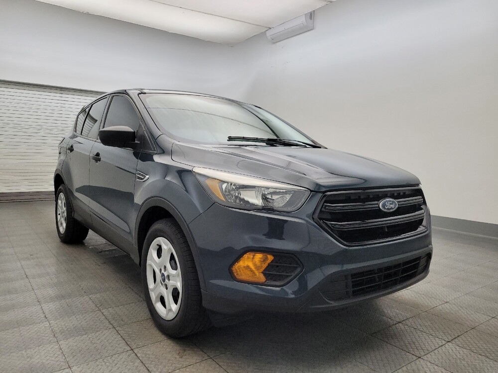 2019 Ford Escape in Glendale, AZ 85301 - 18096746 13