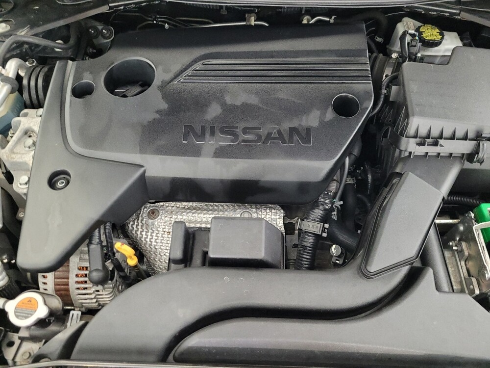 2018 Nissan Altima in Phoenix, AZ 85015 - 18096747 30
