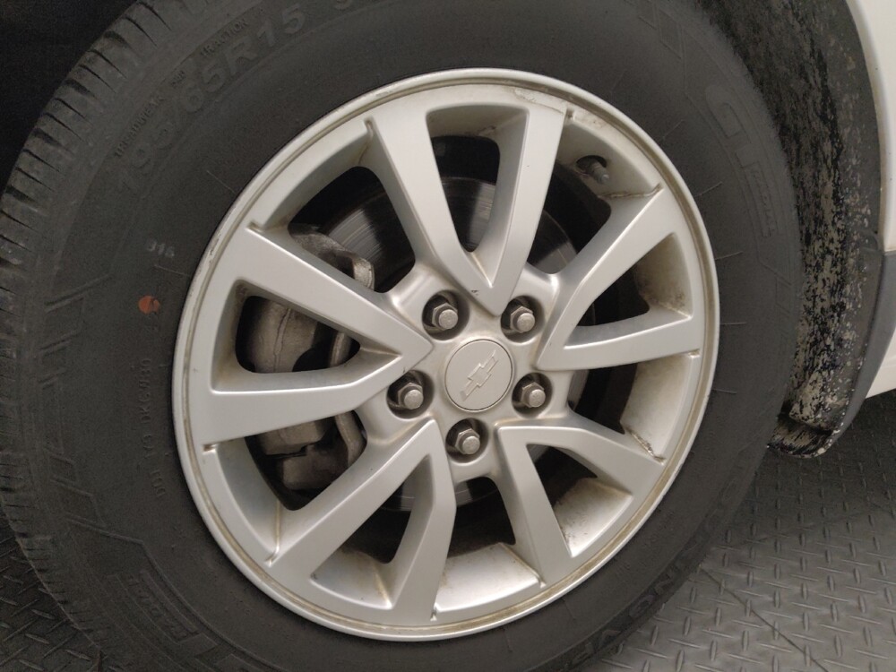 2018 Chevrolet Sonic in Glendale, AZ 85301 - 18096748 31