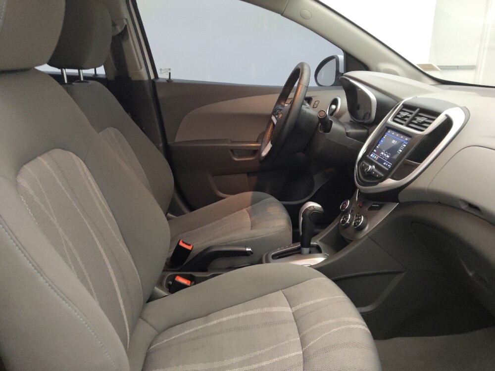 2018 Chevrolet Sonic in Glendale, AZ 85301 - 18096748 21