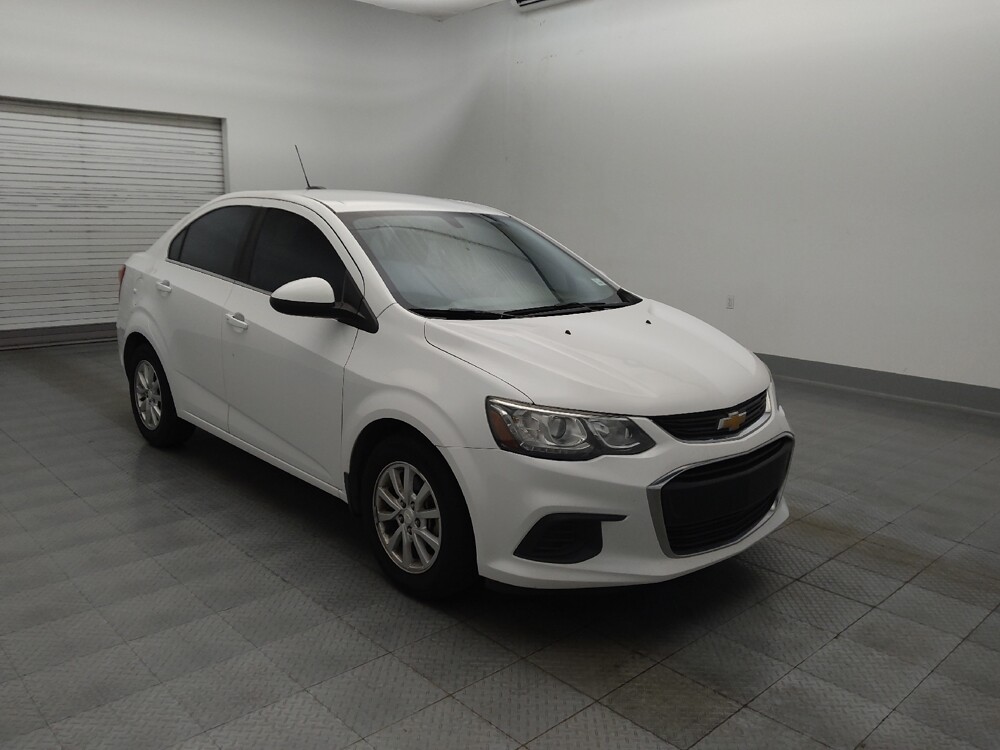 2018 Chevrolet Sonic in Glendale, AZ 85301 - 18096748 13