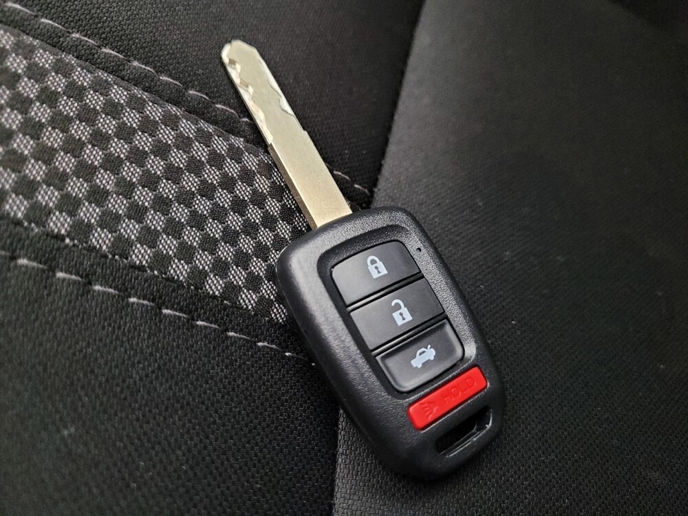 2020 Honda Civic in Phoenix, AZ 85015 - 18096749 32