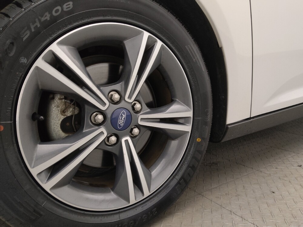 2014 Ford Focus in Mobile, AL 36606 - 18096754 31