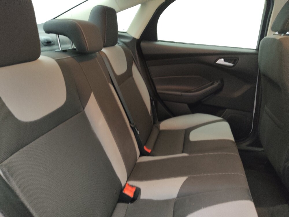 2014 Ford Focus in Mobile, AL 36606 - 18096754 19