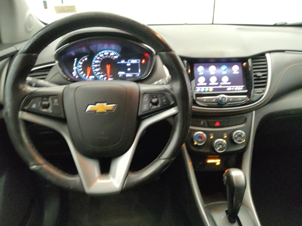 2021 Chevrolet Trax in Glendale, AZ 85301 - 18096761 22