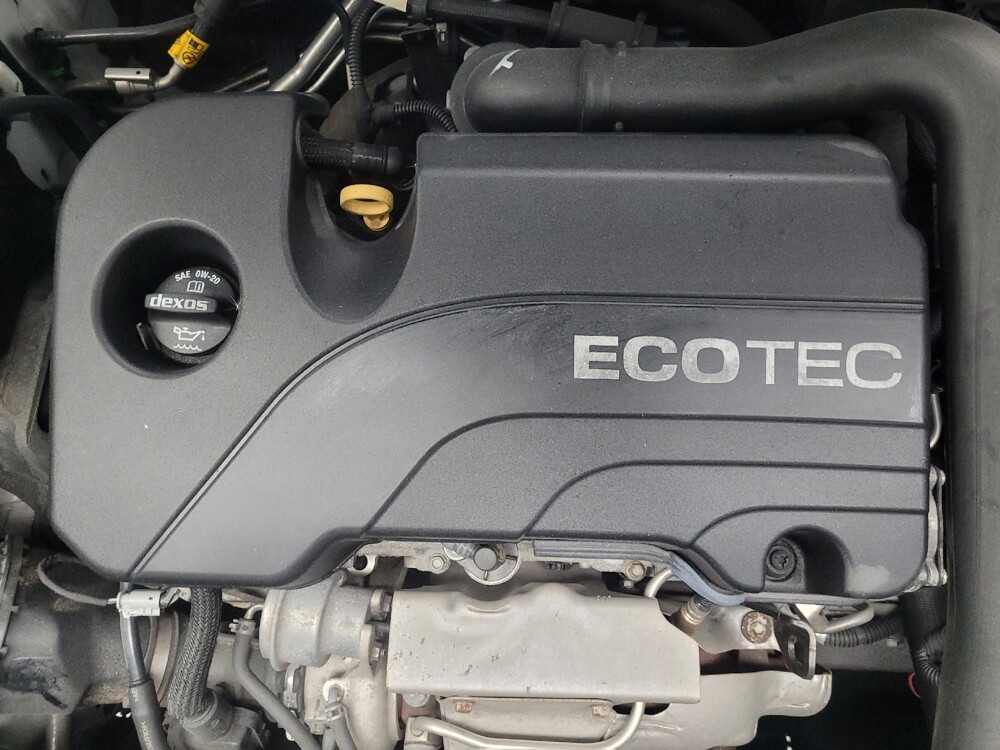 2018 Chevrolet Equinox in Highland, IN 46322 - 18096765 30