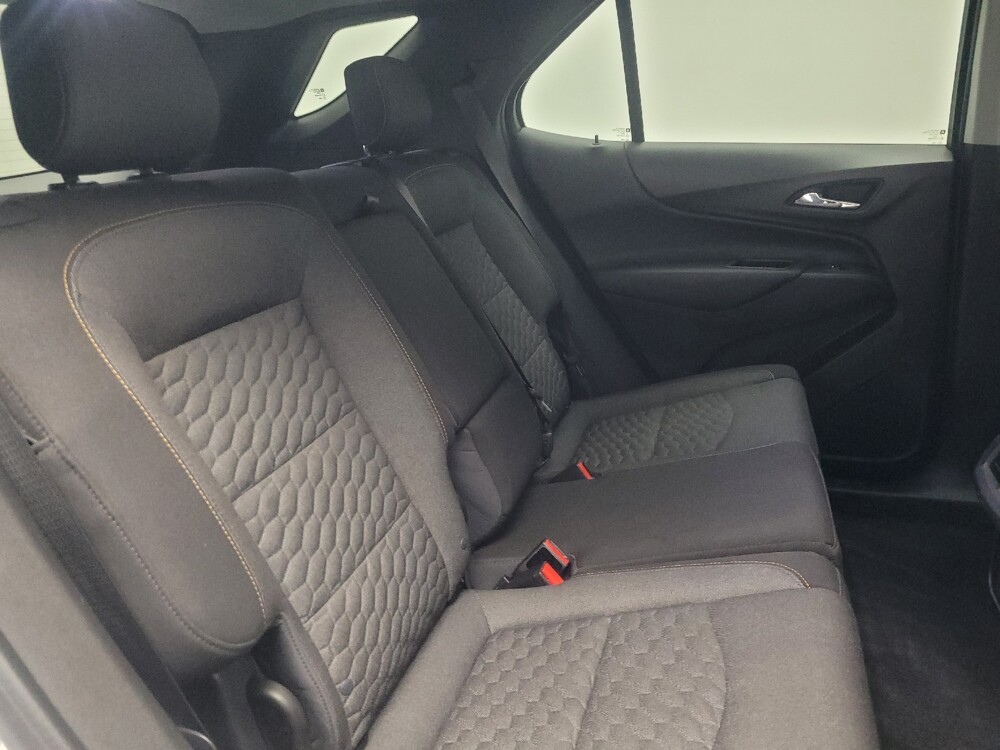 2018 Chevrolet Equinox in Highland, IN 46322 - 18096765 19