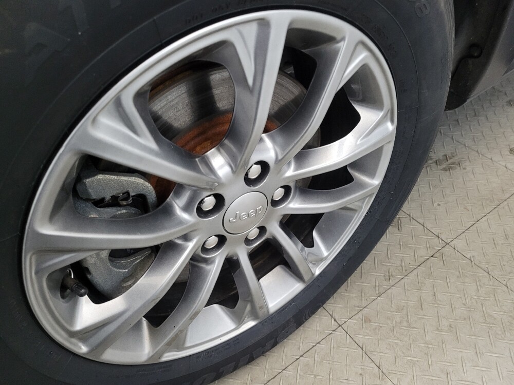 2019 Jeep Cherokee in Richmond, VA 23235 - 18096779 31