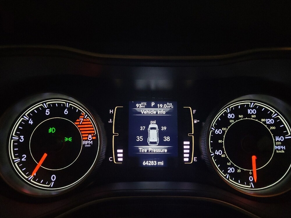 2019 Jeep Cherokee in Richmond, VA 23235 - 18096779 23