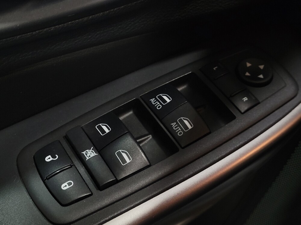 2019 Jeep Cherokee in Richmond, VA 23235 - 18096779 27